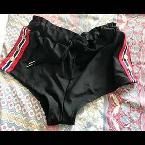 Women’s shorts